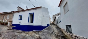 House 1 Bedroom in Aveiras de Cima