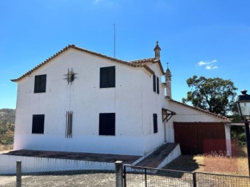 Quintas e casas rústicas 6 Quartos em Ourique