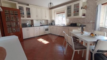 Apartamento 3 Quartos em Lamego (Almacave e Sé)