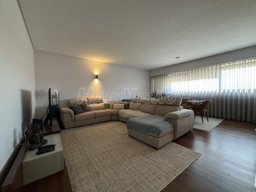 Apartamento 3 Quartos em Ermesinde