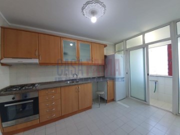 Apartamento 1 Quarto em Vila Nova de Famalicão e Calendário