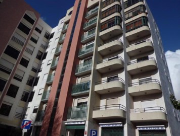 Apartamento 2 Quartos em Venteira