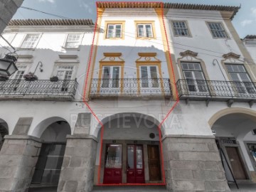 House  in Évora (São Mamede, Sé, São Pedro e Santo Antão)