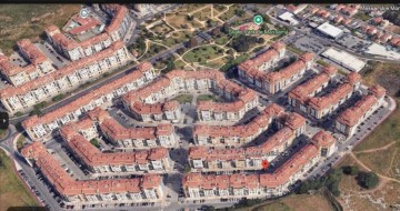 Apartamento 4 Quartos em Queluz e Belas