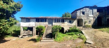 Maison 4 Chambres à Caldelas, Sequeiros e Paranhos