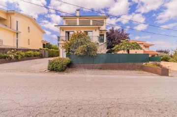 Maison 5 Chambres à Penafiel