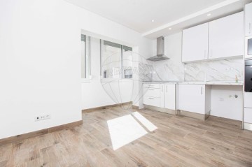 Apartamento 1 Quarto em Sacavém e Prior Velho