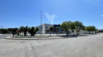 Industrial building / warehouse in Seixal, Arrentela e Aldeia de Paio Pires