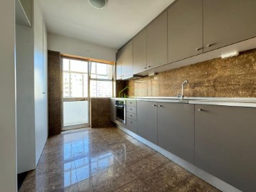 Appartement 3 Chambres à Póvoa de Varzim, Beiriz e Argivai