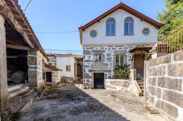 House 4 Bedrooms in Celeirós, Aveleda e Vimieiro