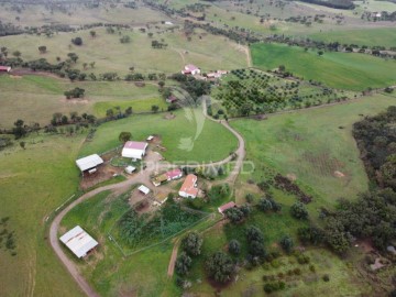 Quintas e casas rústicas 3 Quartos em Colos