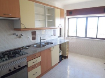 Apartamento 3 Quartos em São Sebastião