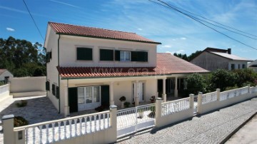 Maison 5 Chambres à Pombal