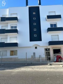 Apartment 3 Bedrooms in Cartaxo e Vale da Pinta