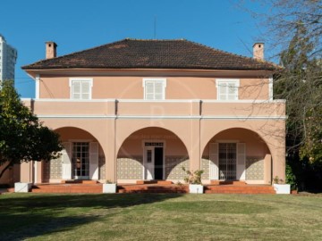 House 8 Bedrooms in Ramalde