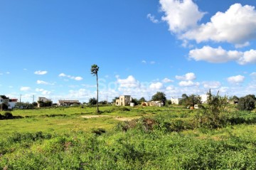 Land in Quelfes