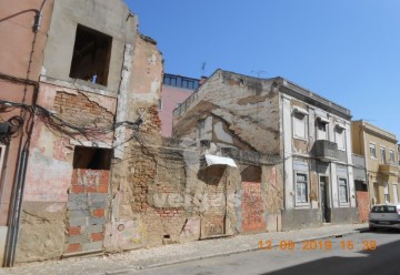 Edificio en Alhandra, São João dos Montes e Calhandriz