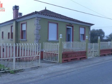 Casa o chalet 5 Habitaciones en Xunqueira de Espadanedo (Santa María)