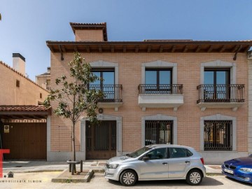 Casa o chalet 7 Habitaciones en Villaviciosa de Odón Centro