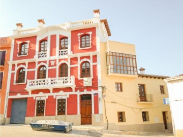 Edificio en Estación de Guadix