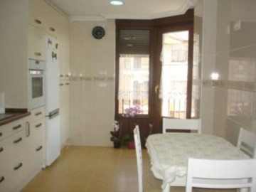 Apartment 2 Bedrooms in Valencia de Don Juan