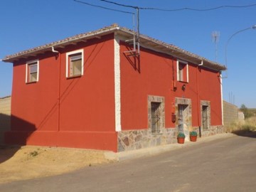 Casa o chalet 6 Habitaciones en Valdesaz de los Oteros