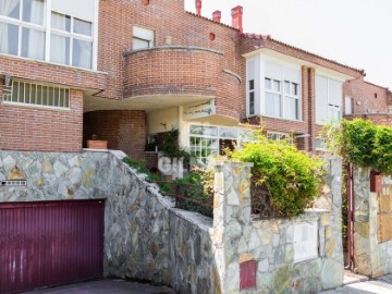 Casa o chalet 3 Habitaciones en Zona Polideportivo Colonia