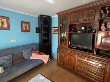 House 4 Bedrooms in Pozuelos del Rey