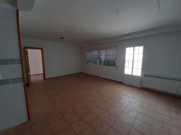 House 4 Bedrooms in Almagro