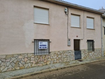 Casa o chalet 5 Habitaciones en Santa Cristina de Valmadrigal