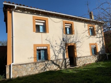 Casa o chalet 4 Habitaciones en Almanza