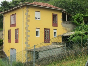 Casa o chalet 4 Habitaciones en Santianes