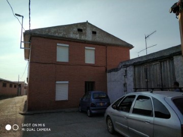 Casa o chalet 4 Habitaciones en Villacalviel-San Esteban
