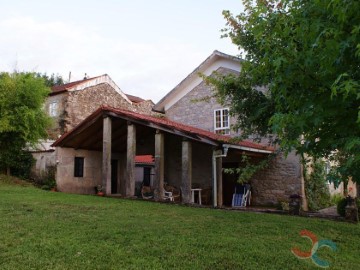 Casa o chalet 4 Habitaciones en San Lourenzo de Moraña (San Lourenzo)