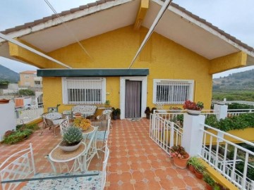 Casa o chalet 4 Habitaciones en Av Ribera Baixa