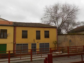 Edificio en Polígono Industrial la Viña