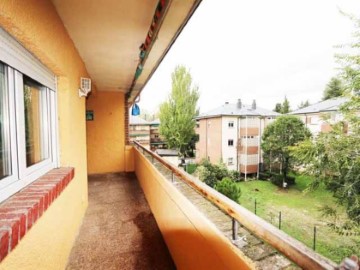 Piso 3 Habitaciones en Navalquejigo - Los Arroyos