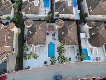Casa o chalet 6 Habitaciones en Urbanización Benfis-Park