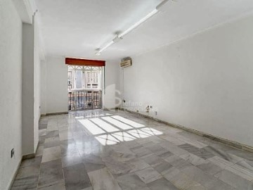 Piso 3 Habitaciones en Málaga Centro