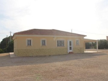 House 3 Bedrooms in Fortuna