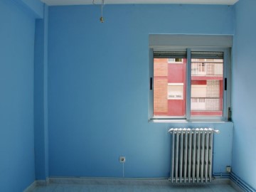 Apartment 3 Bedrooms in Circular - Vadillos