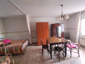 House 3 Bedrooms in Aldea Real