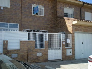 Casa o chalet 3 Habitaciones en Los Robles