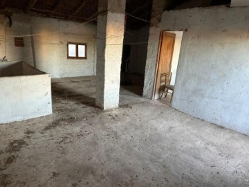 House 3 Bedrooms in Soto Los Pardos