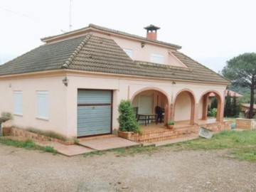 House 3 Bedrooms in Campins