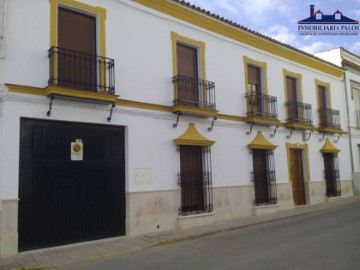 House 7 Bedrooms in El Rubio