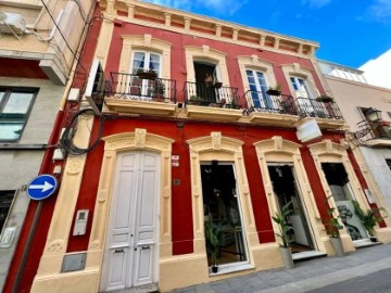 Building in Almería Centro