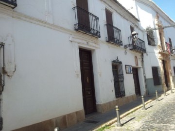 House 8 Bedrooms in Almagro
