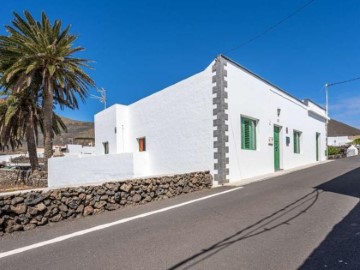Casas rústicas 6 Habitaciones en Maguez