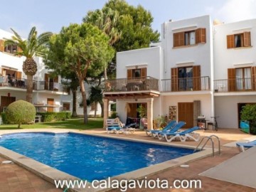 Apartamento 13 Quartos em Cala Serena